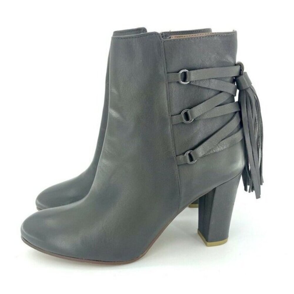 Halogen Sadee Boots Grey Leather Lace-Up Almond Toe Booties Tassel Sz 7 New